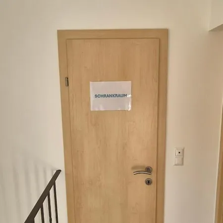 Haeuschen Vor Moosburg, Ahapartement * Ratzenegg