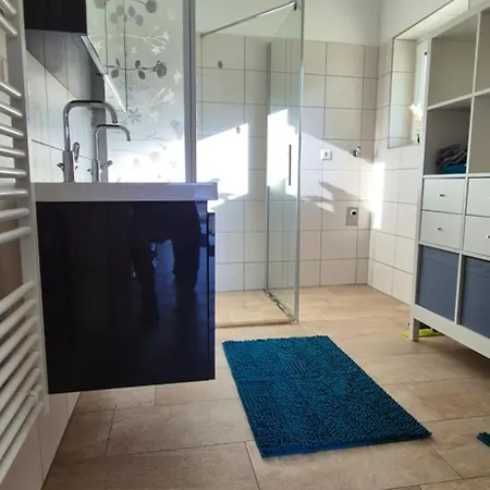 Haeuschen Vor Moosburg, Ahapartement Appartamento Ratzenegg