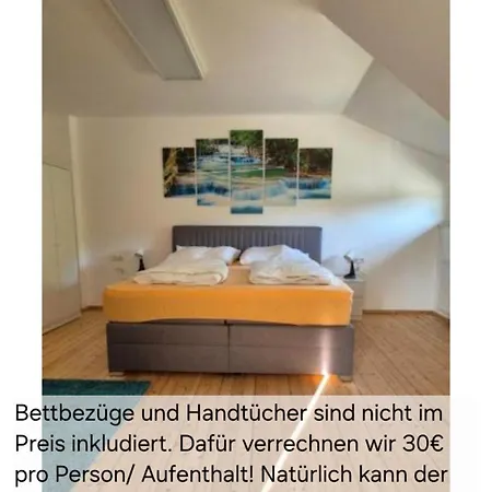 Haeuschen Vor Moosburg, Ahapartement Apartamento *